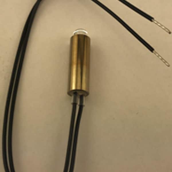 Ilc Replacement For BATTERIES AND LIGHT BULBS L1041 WW-LR96-2 - main